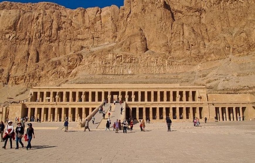 LUXOR PRIVEE; FORMULE OVERNIGHT!!!