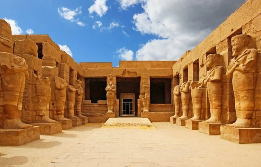 LUXOR; FORMULE BUS!!!